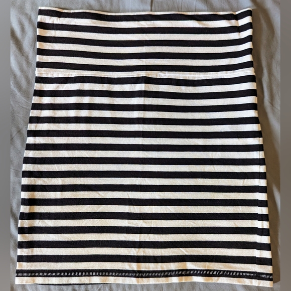 Miniskirt Trio - Picture 5 of 7